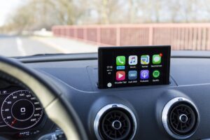 Apple Car may use augmented reality for windshield HUD